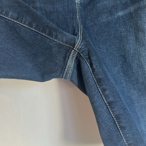 Torrid Sky High Skinny Bermuda Denim Dark Wash Shorts - Picture 7 of 11